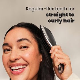 Close-up of TANGLE TEEZER Chrome Ultimate Detangler Brush teeth