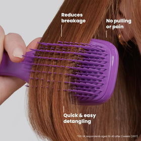 Close-up of the teeth on TANGLE TEEZER Ultimate Detangler Mini Hair Brush