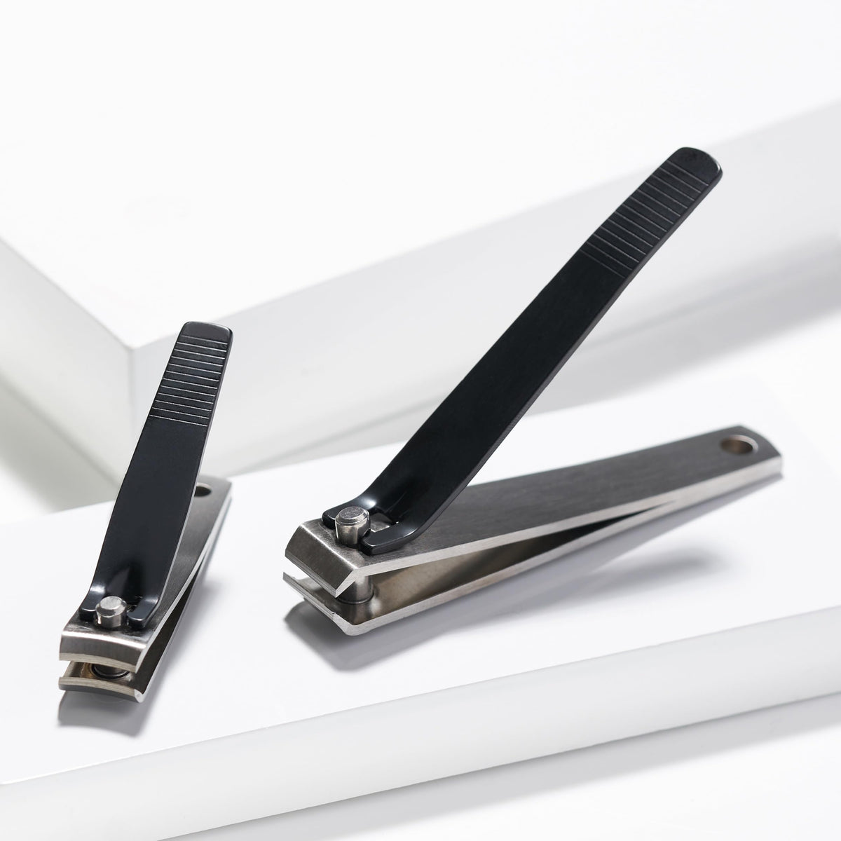 Close-up of Tweezerman clipper blades