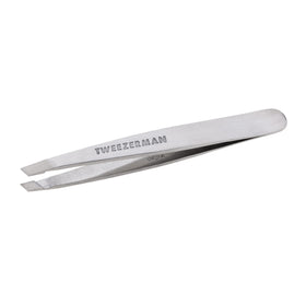 Close-up of Tweezerman Mini Slant Tweezer tips