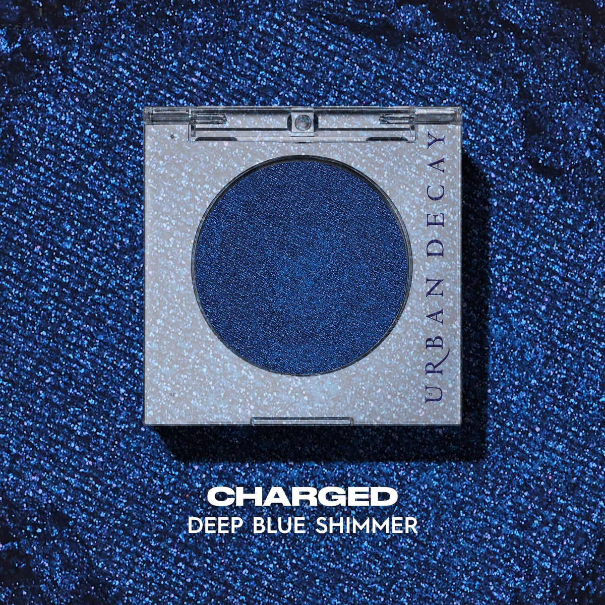 Close-up of URBAN DECAY 24/7 Eyeshadow Deep Blue Shimmer texture