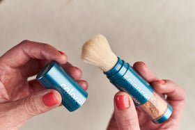 Colorescience Total Protection Brush-On Shield Bronze SPF 50 brush applicator