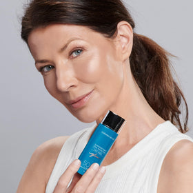 Colorescience Total Protection Face Shield Glow SPF 50 application on face