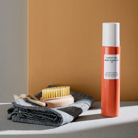 Comfort Zone Body Strategist Oil application on skin