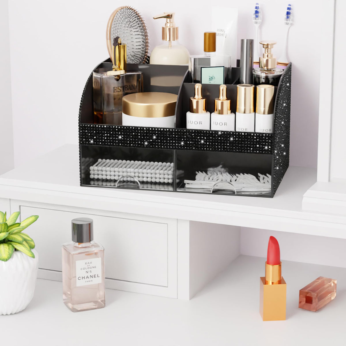 COMFYROOM Bling Makeup Organizer with cosmetics displayed inside