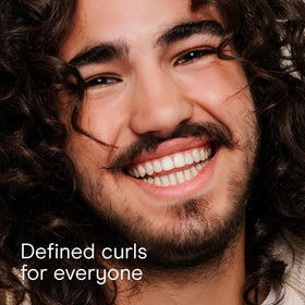 Conair Detangling Brush with product application scene