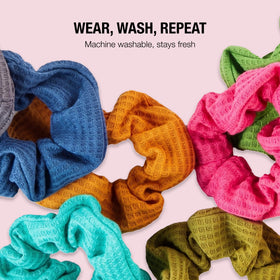 Conair Scünci Hair Scrunchies held in hand
