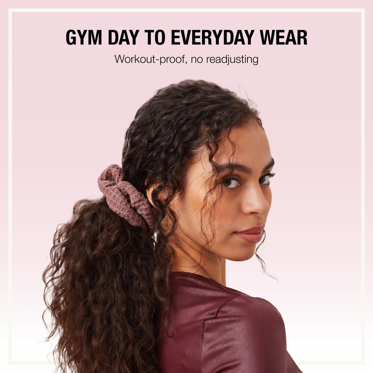 Conair Scünci Hair Scrunchies in a purse