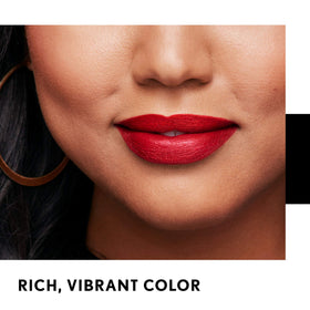 COVERGIRL Outlast All-Day Lip Color 577 Spiced Latte topcoat application