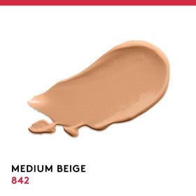 COVERGIRL Outlast Extreme Wear Foundation texture on hand