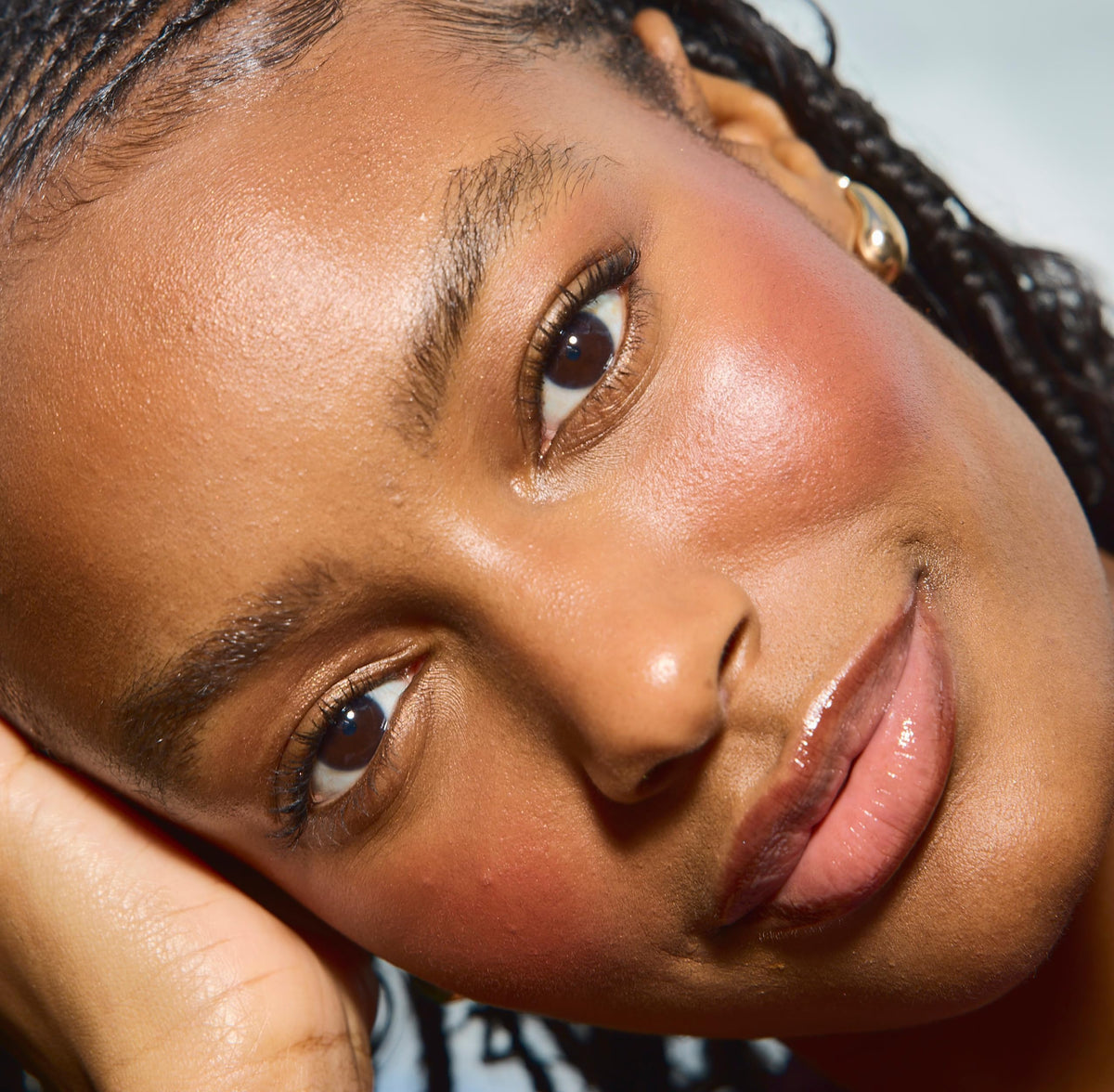 COVERGIRL Outlast Lipstain 62 Blushed Mauve lifestyle shot