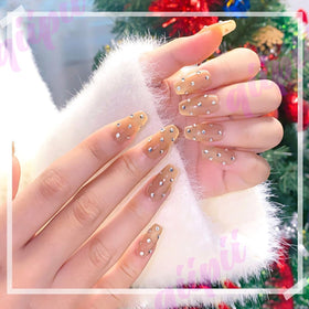 Crafting project using qiipii 24 Colour Small Crystal Rhinestones on a tumbler