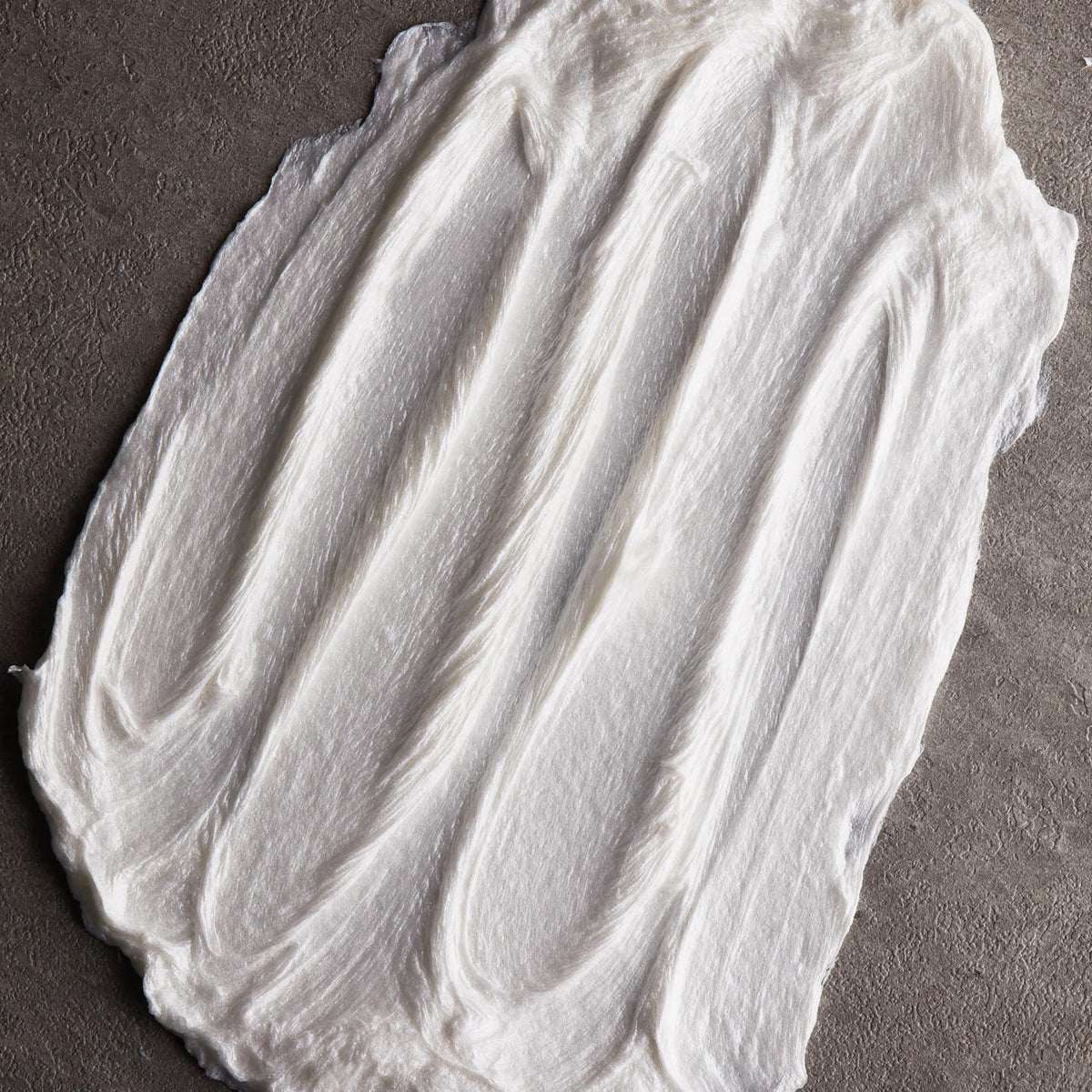 Cremo Sandalwood Shave Cream texture close-up
