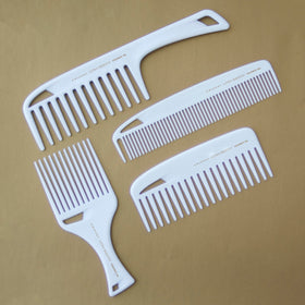 Cricket Coconut Dressing Comb in a bathroom setting