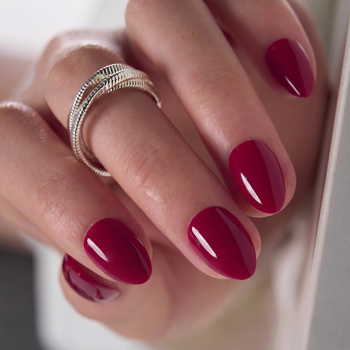 CurvLife Extra Short Press On Nails Ruby Poise Ruby Red packaging