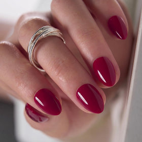 CurvLife Extra Short Press On Nails Ruby Poise Ruby Red packaging