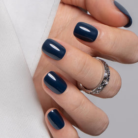 CurvLife Extra Short Square Press On Nails black front view