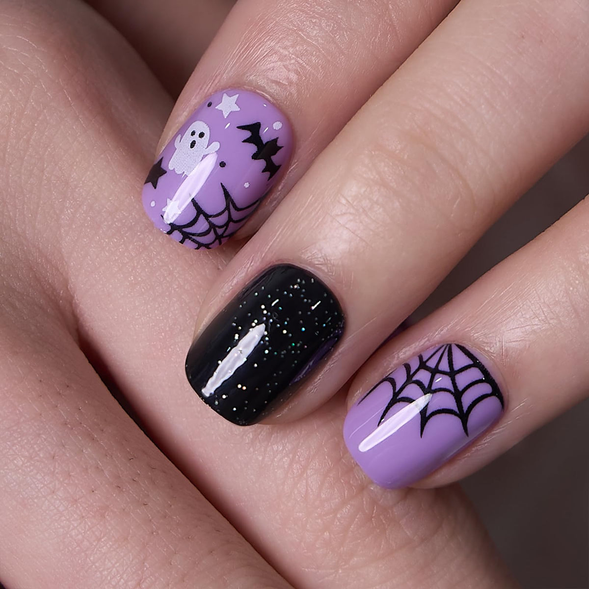 CurvLife Halloween press on nails with storage box and accessories