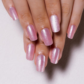 CurvLife press on nails showing natural fit along cuticle line
