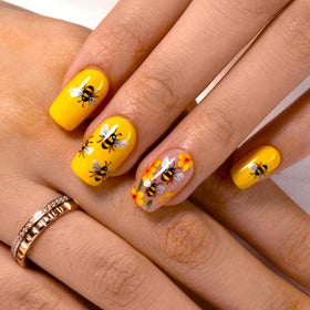 CurvLife press on nails with floral design and gel finish