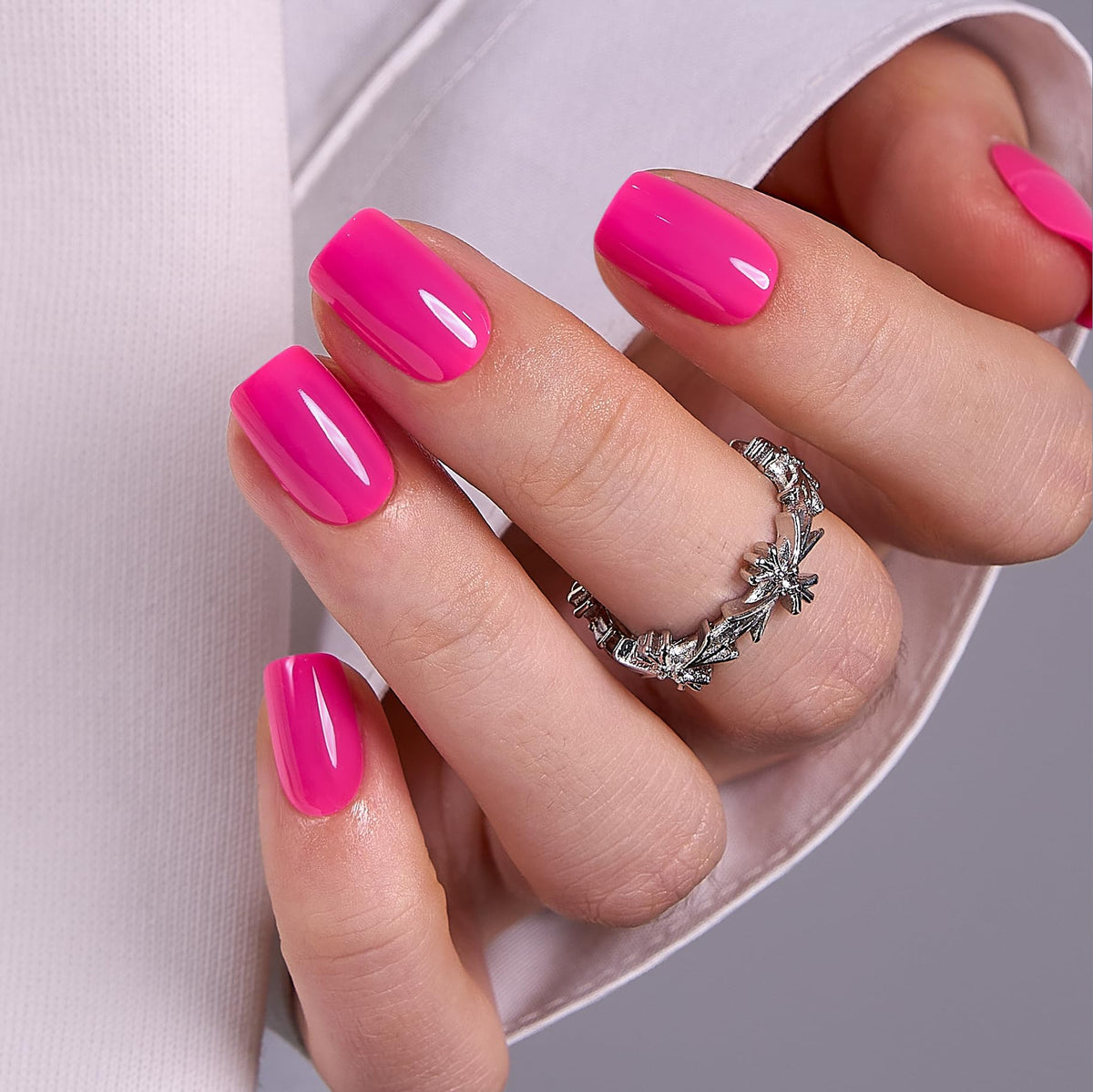 CurvLife Press on Nails with nail glue and accessories