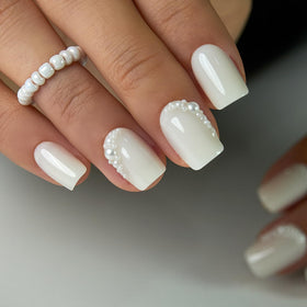 CurvLife press on nails with storage box and accessories