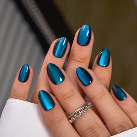 CurvLife Short Oval Press On Nails Blue packaging
