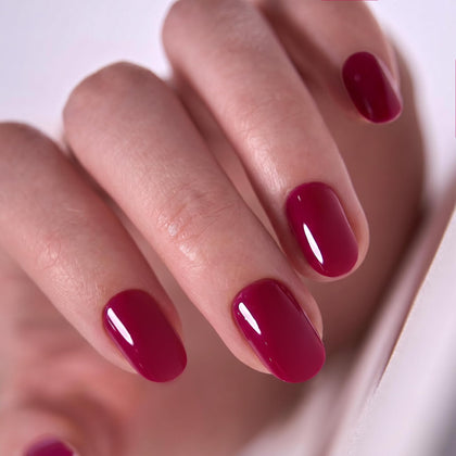 CurvLife Short Oval Press On Nails Merlot Muse front view