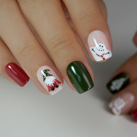 CurvLife Short Square Christmas Press On Nails close-up showing gel finish