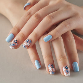 CurvLife Short Square Floral Press On Nails Azure Bloom Blue on model's hands