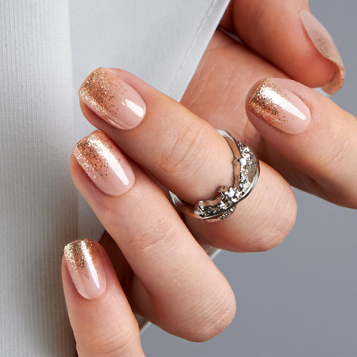 CurvLife Short Square Press On Nails Fluid Gold front view
