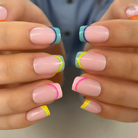CurvLife Short Square Press On Nails with double-sided nail file