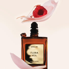 CYKLAR Perfume Oil Flora Veil 15ml lifestyle scene