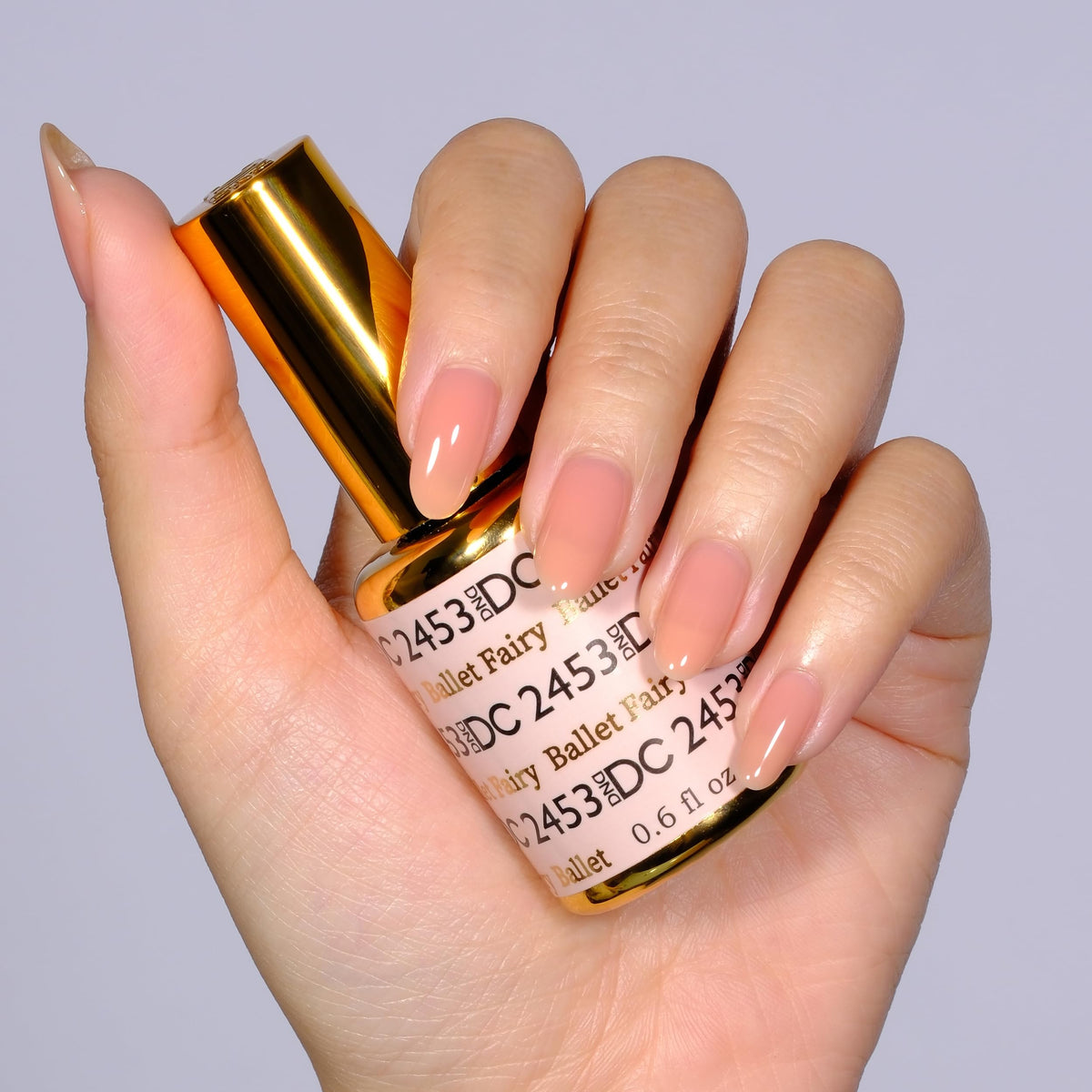 DAISY DND Gel Nail Polish and Lacquer side view