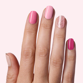 Dashing Diva Gloss Nail Strips 5-in-1 Kit showing included prep pads and nail files