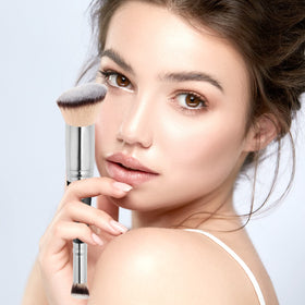 Daubigny Dual-ended Concealer Brush showing precision-cut head
