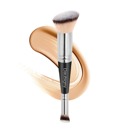 Daubigny Dual-ended Foundation Brush front view with soft bristles