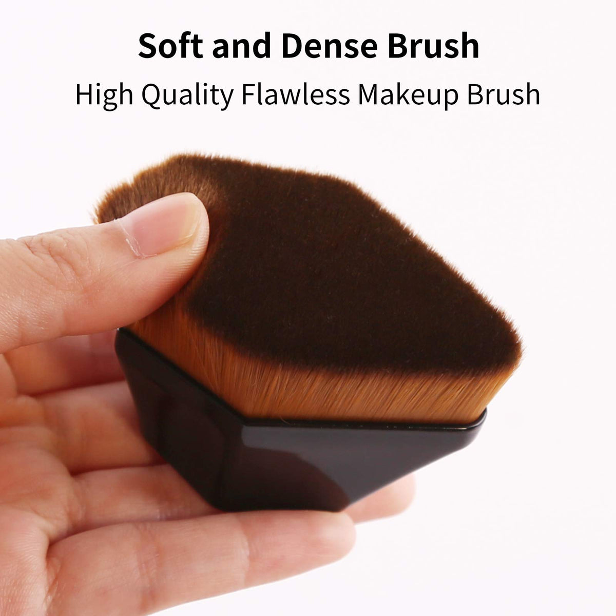 Daubigny Foundation Brush with makeup products