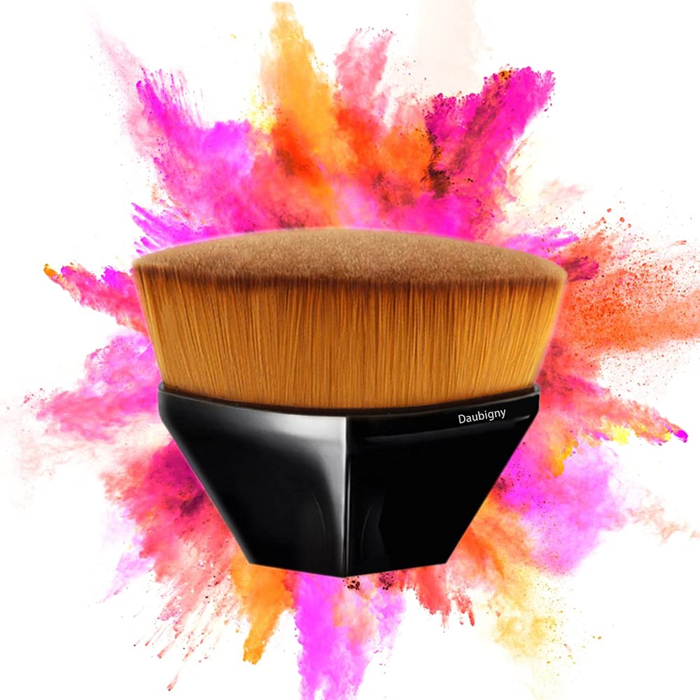 Daubigny Foundation Brush with makeup products