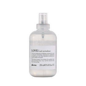 Davines LOVE CURL Anti-Frizz Spray 280g front view