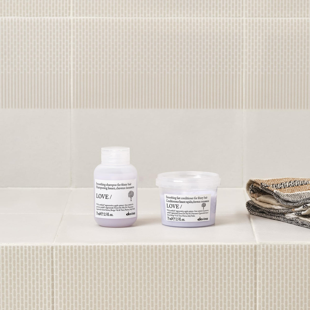 Davines LOVE SMOOTHING conditioner bottle close-up