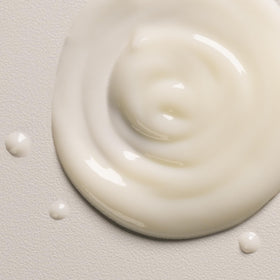 Davines OI All In One Milk Leave-In Spray with natural ingredients