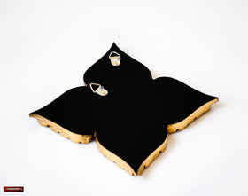 DecorContreras mirror in diamond position on wall