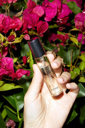 DedCool Eau de Parfum 03 Blonde bottle side view