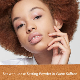 Dermablend Loose Setting Powder Warm Saffron close-up of powder