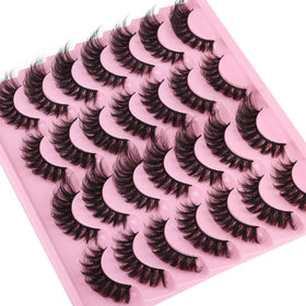 Detailed view of the cotton lash band of zanlufly lashes