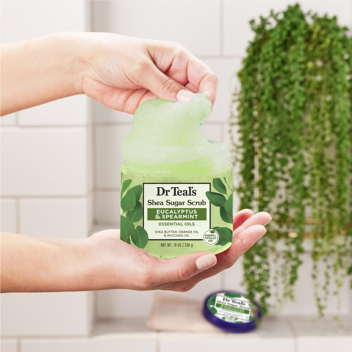 Dr Teal's Shea Sugar Scrub Eucalyptus & Spearmint with essential oils