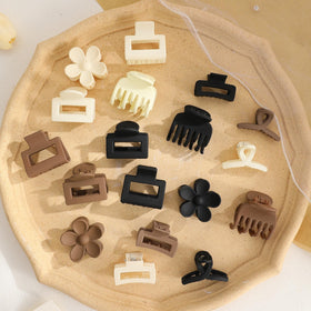 Drnytunk hair clips displayed on a white background