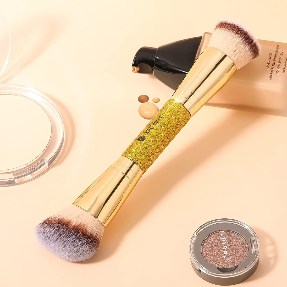 DUcare Dual-Ended Foundation Brush showing both ends