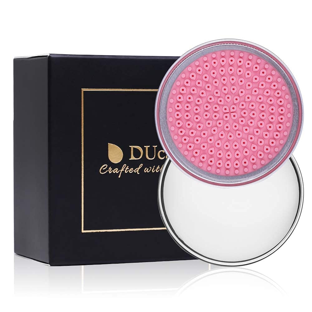 DUcare Makeup Brush Cleaner Solid Coconut Soap usage demonstration